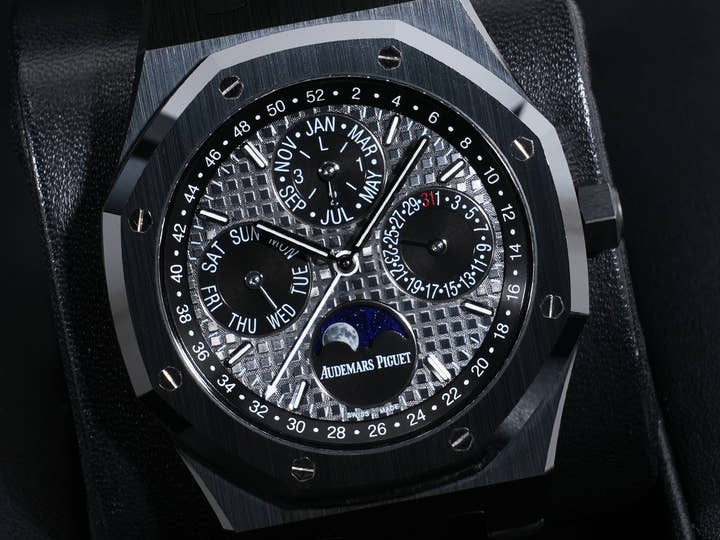 オーデマピゲ ロイヤルオーク パーペチュアルカレンダー Ref.26579CE.OO.1225CE.01 セラミック スレートグレー文字盤