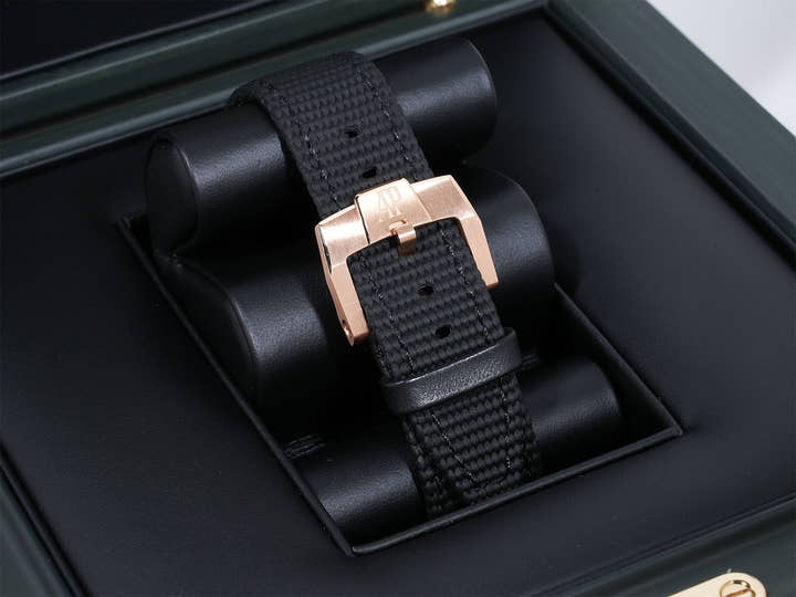 オーデマピゲ CODE 11.59 バイ オーデマ ピゲ Ref.15210OR.OO.A002KB.03 ピンクゴールド スモークブルーラッカー文字盤