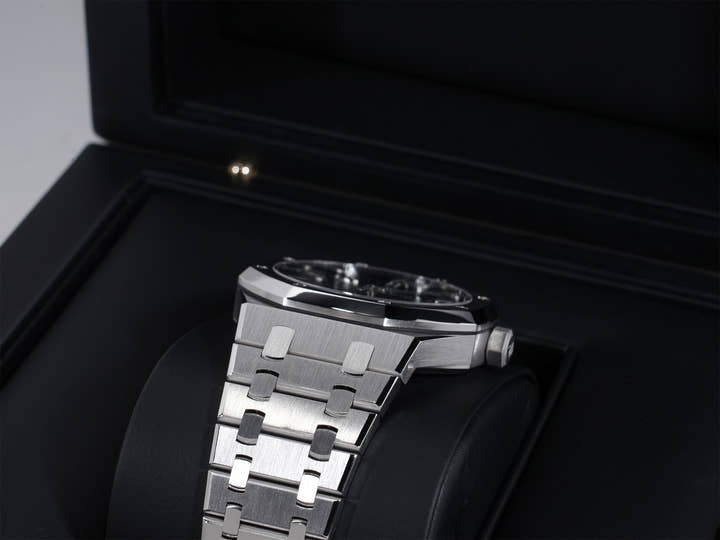 オーデマピゲ ロイヤルオーク Ref.15503BC.OO.1220BC.01 ホワイトゴールド ブルー文字盤