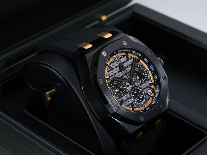 Audemars Piguet Royal Oak Offshore Chronograph Ref. 26420CE.OO.A127CR.01 Ceramic/Yellow Gold Black Dial