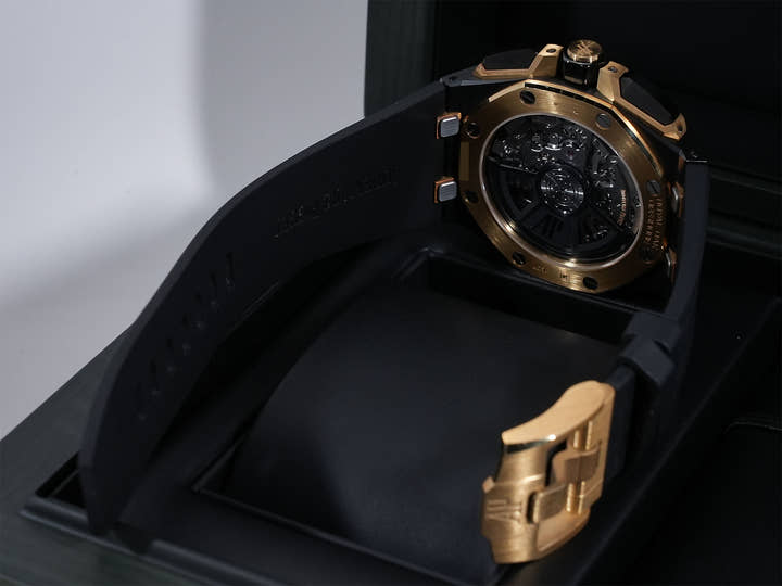 Audemars Piguet Royal Oak Offshore Chronograph Ref. 26420CE.OO.A127CR.01 Ceramic/Yellow Gold Black Dial