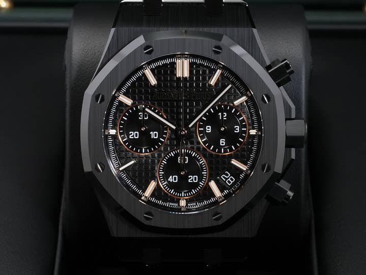 オーデマピゲ ロイヤルオーク クロノグラフ Ref.26240CE.OO.1225CE.02 ブラックセラミック ブラック文字盤