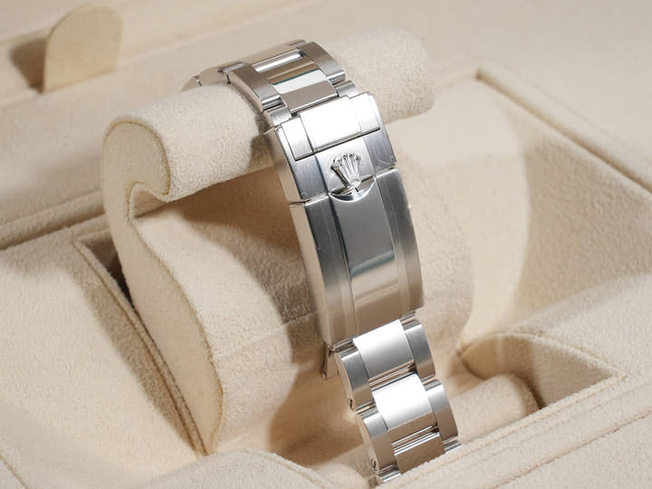 ロレックス デイトナ Ref.126506 プラチナ アイスブルー文字盤