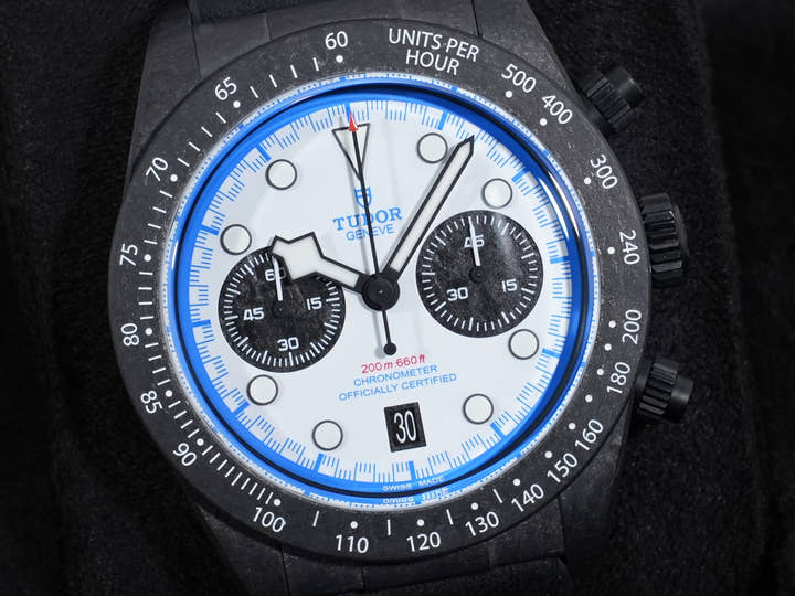 チューダー ブラックベイ クロノグラフ カーボン 25 Ref.79377KN black carbon fibre ホワイト文字盤 未使用 m7yj9qbk