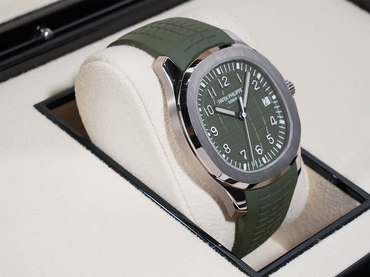 パテックフィリップ アクアノート Ref.5168G-010 ホワイトゴールド カーキグリーン文字盤 中古 cvy53ggq