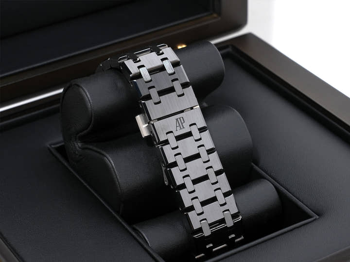 Audemars Piguet Royal Oak Chronograph Ref. 26240CE.OO.1225CE.02 Black Ceramic Black Dial