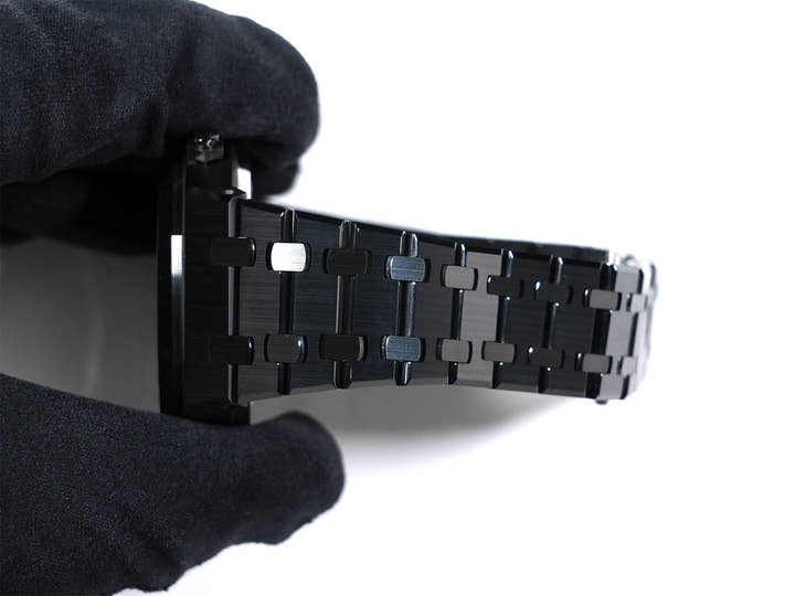 Audemars Piguet Royal Oak Chronograph Ref. 26240CE.OO.1225CE.02 Black Ceramic Black Dial