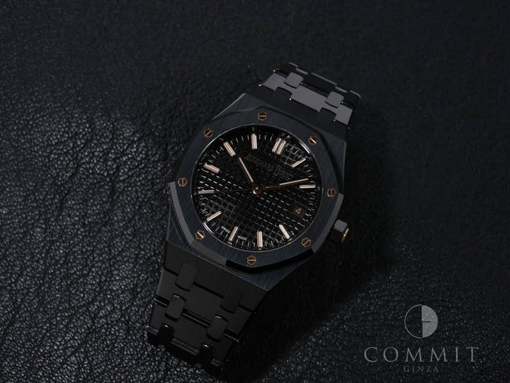 オーデマピゲ ロイヤルオーク Ref.77350CE.OO.1266CE.03.A ブラックセラミック ブラック文字盤