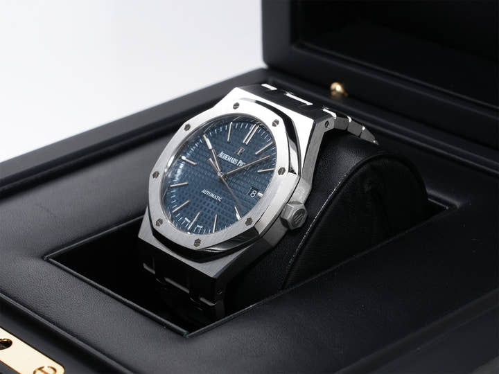 オーデマピゲ ロイヤルオーク Ref.15400ST.OO.1220ST.03 ステンレススチール ブルー文字盤