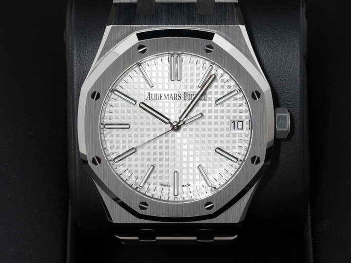 オーデマピゲ ロイヤルオーク Ref.15510ST.OO.1320ST.08 ステンレススチール シルバー文字盤