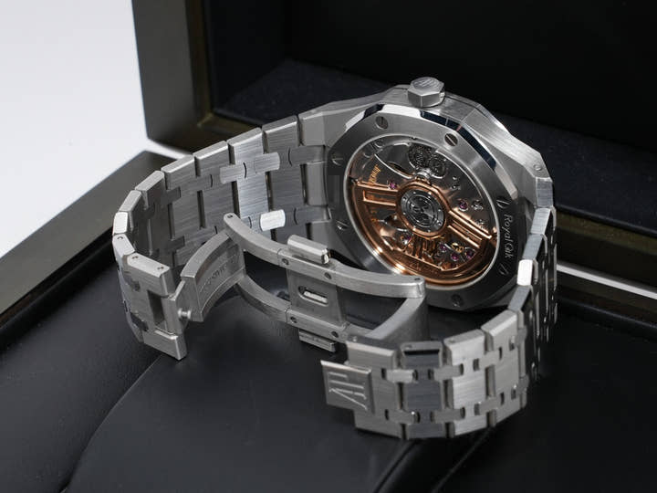 オーデマピゲ ロイヤルオーク Ref.15510ST.OO.1320ST.08 ステンレススチール シルバー文字盤