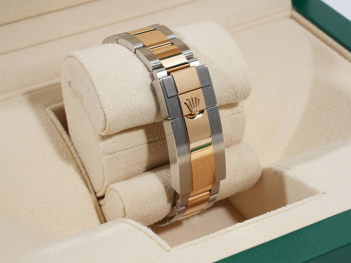 ロレックス エクスプローラー36 Ref.124273 ステンレススチール/イエローゴールド ブラック文字盤