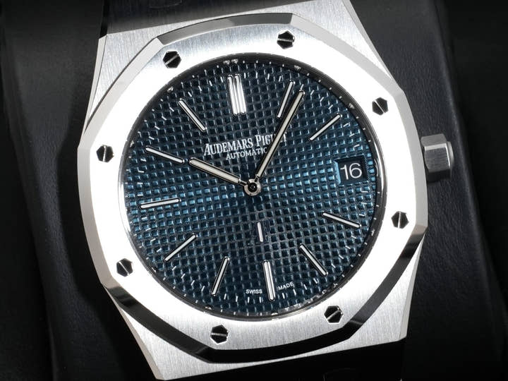 オーデマピゲ ロイヤルオーク ジャンボ エクストラ シン 50周年記念 Ref.16202ST.OO.1240ST.01 ステンレススチール ナイトブルー文字盤