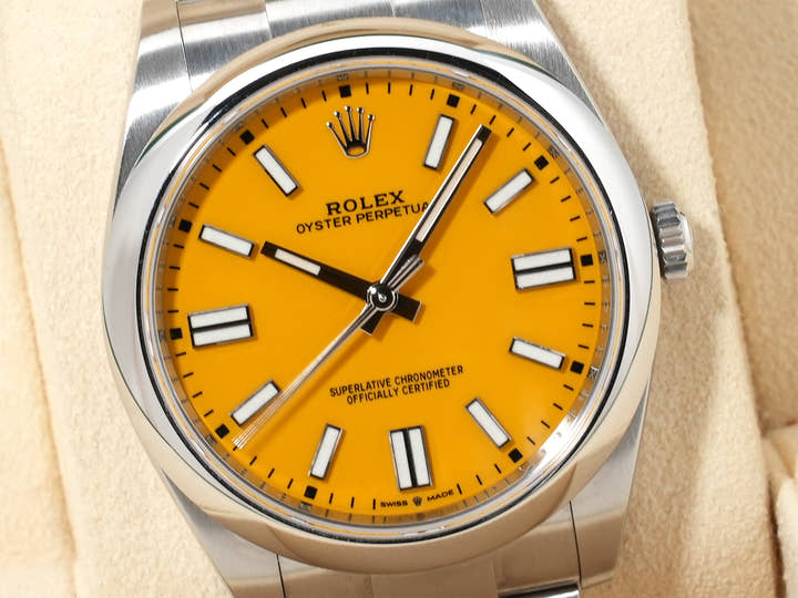 Rolex Oyster Perpetual 41 Ref. 124300 Stainless Steel Yellow Dial Pre-owned (owoizujr)