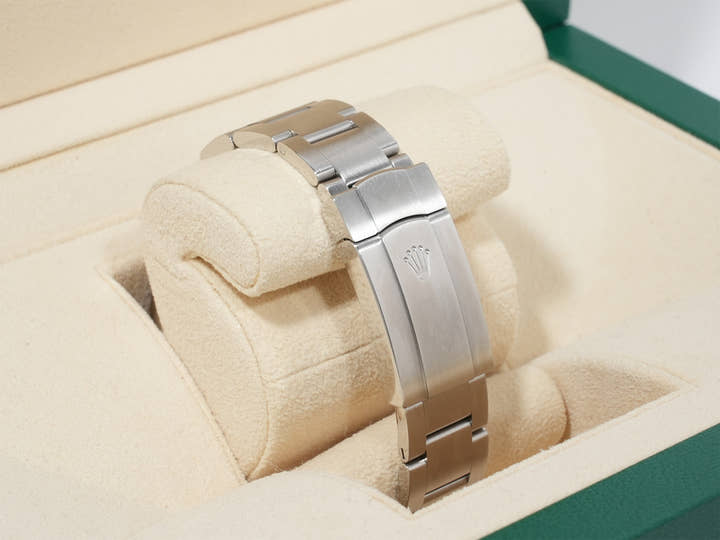 ロレックス オイスターパーペチュアル41 Ref.124300 ステンレススチール コーラルレッド文字盤 中古 biauxx9a