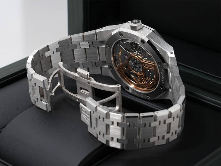 オーデマピゲ ロイヤルオーク Ref.15510BC.OO.1320BC.02 ホワイトゴールド スモークブルー文字盤