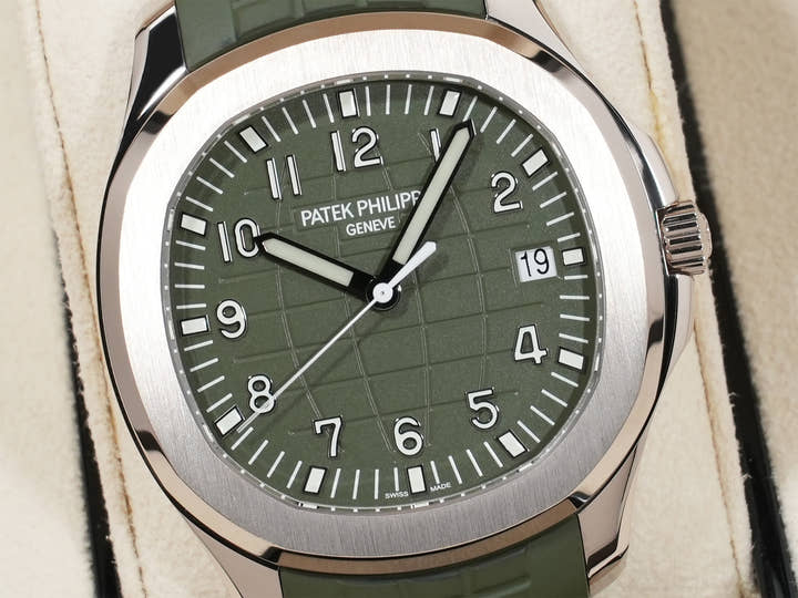 パテックフィリップ アクアノート Ref.5168G-010 ホワイトゴールド カーキグリーン文字盤