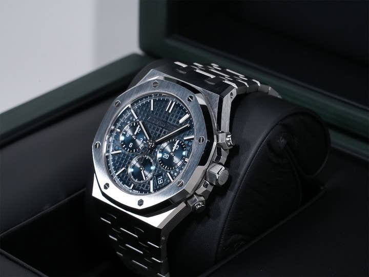 オーデマピゲ ロイヤルオーク クロノグラフ Ref.26715ST.OO.1356ST.01 ステンレススチール ナイトブルー文字盤