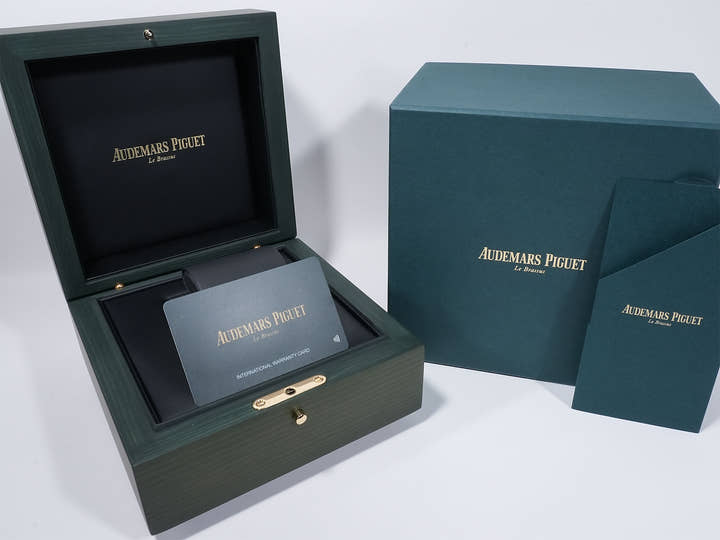 オーデマピゲ ロイヤルオーク クロノグラフ Ref.26715ST.OO.1356ST.01 ステンレススチール ナイトブルー文字盤