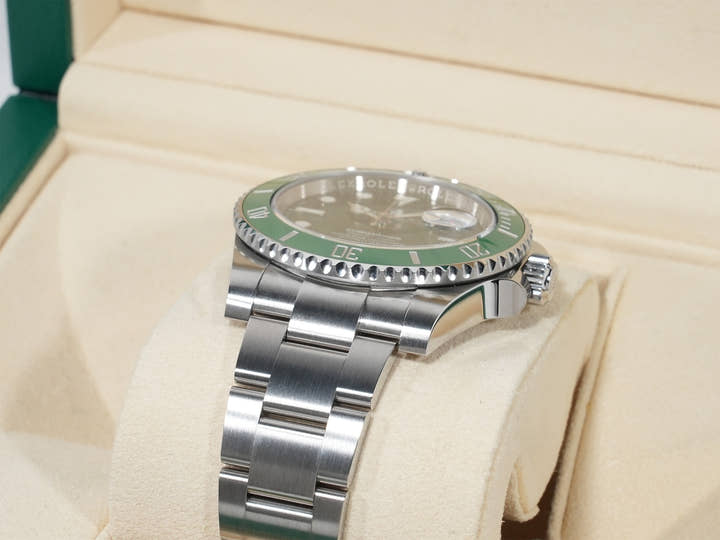 ロレックス サブマリーナー デイト Ref.116610LV ステンレススチール グリーン文字盤