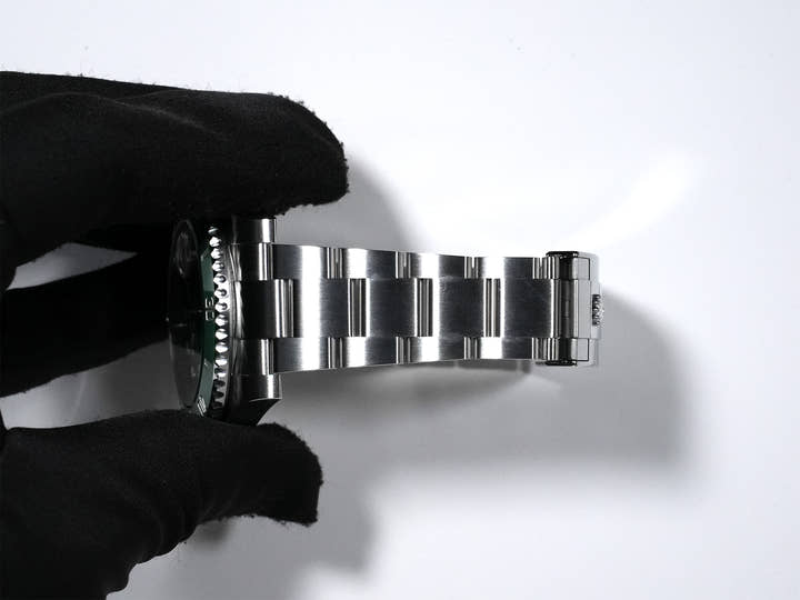 ロレックス サブマリーナー デイト Ref.116610LV ステンレススチール グリーン文字盤