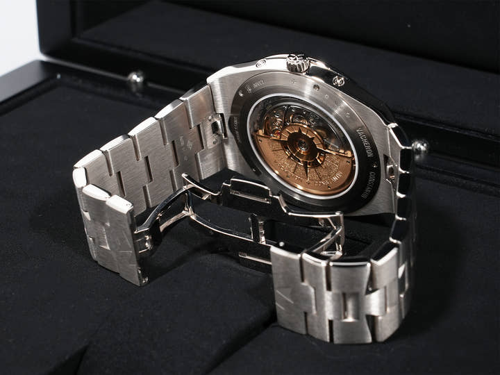 ヴァシュロンコンスタンタン オーヴァーシーズ エクストラフラット パーペチュアルカレンダー Ref.4300V/120G-B945 18KWG ブルー文字盤 美品 7ct64dcg