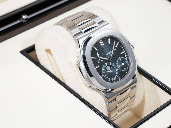 パテックフィリップ ノーチラス プチコンプリケーション Ref.5712/1A-001 ステンレススチール ブルー文字盤