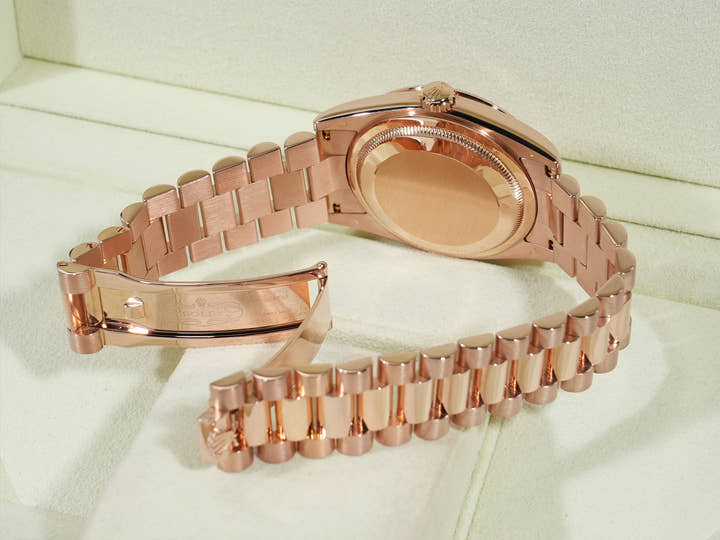 ロレックス デイデイト Ref.118235A ピンクゴールド ピンクx10Pダイヤ文字盤 美中古 ax73qhh6