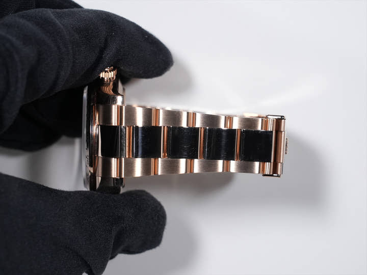 ロレックス デイトナ Ref.116505G エバーローズゴールド ブラック文字盤