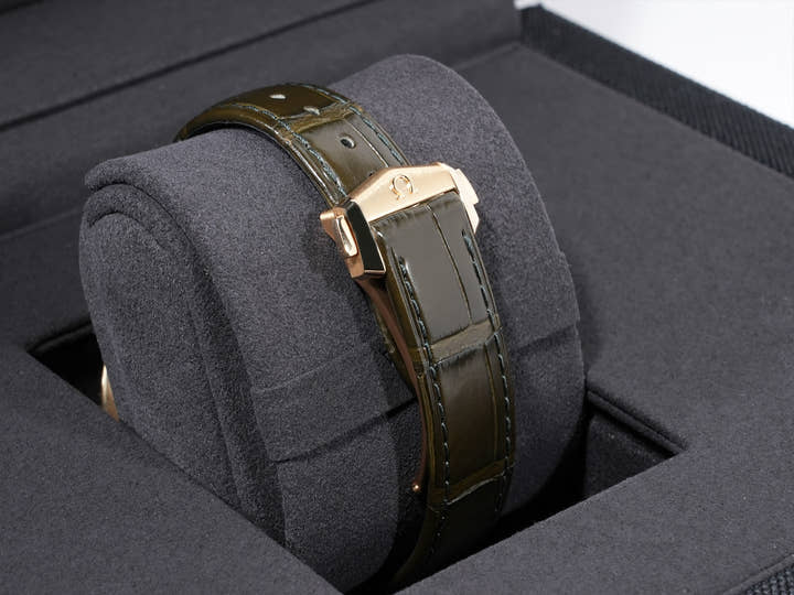 オメガ スピードマスター ムーンウォッチ プロフェッショナル コーアクシャル マスター クロノメーター クロノグラフ 42MM Ref.310.63.42.50.10.001 MOONSHINE GOLD グリーン文字盤 未使用 ih7hmd3a