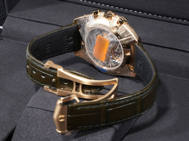 オメガ スピードマスター ムーンウォッチ プロフェッショナル コーアクシャル マスター クロノメーター クロノグラフ 42MM Ref.310.63.42.50.10.001 MOONSHINE GOLD グリーン文字盤 未使用 ih7hmd3a