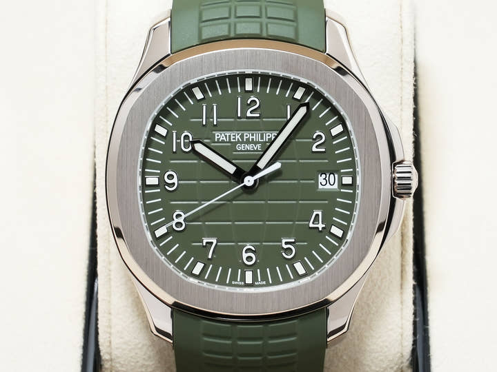 パテックフィリップ アクアノート Ref.5168G-010 ホワイトゴールド カーキグリーン文字盤
