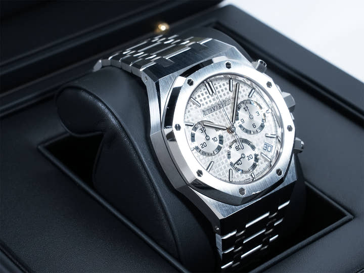 オーデマピゲ ロイヤルオーク クロノグラフ 50周年記念 Ref.26240ST.OO.1320ST.03 ステンレススチール シルバー文字盤
