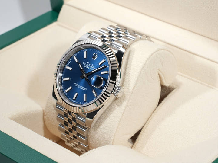 Rolex Datejust 41 Ref. 126334 Stainless Steel/White Gold Bright Blue Dial Jubilee Bracelet