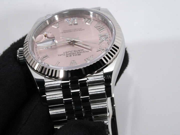 ロレックス デイトジャスト36 Ref.126234 ステンレススチール/ホワイトゴールド ダイヤモンド入りピンク文字盤 ジュビリーブレスレット
