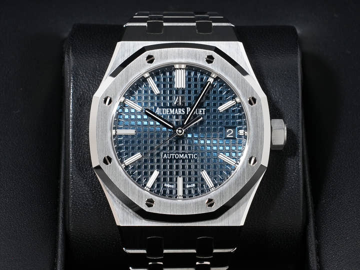 オーデマピゲ ロイヤルオーク Ref.15450ST.OO.1256ST.03 ステンレススチール ブルー文字盤