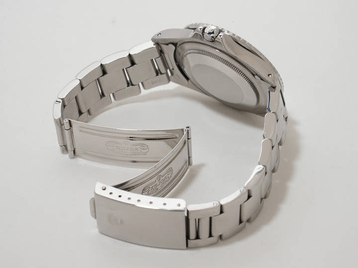 ロレックス GMTマスター Ref.1675 ステンレススチール ブラック文字盤 オイスターブレスレット 中古 9q3cw7qs