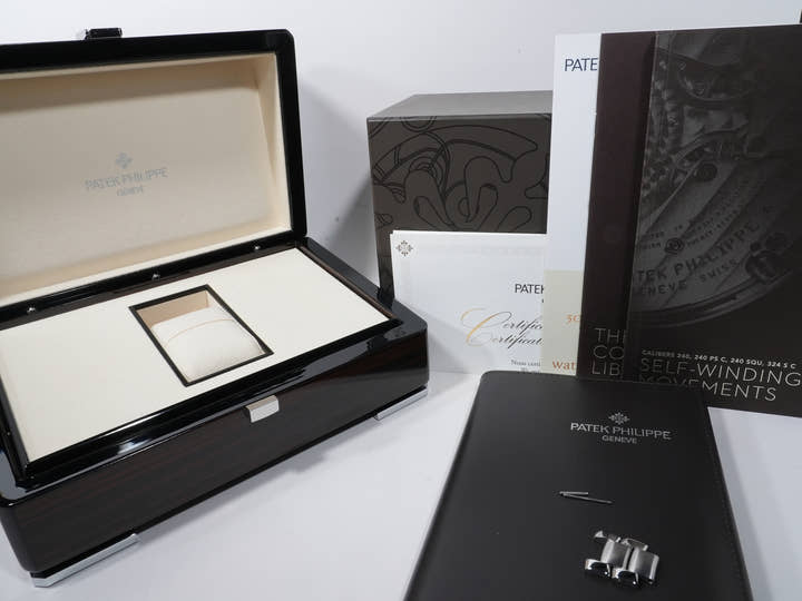 Patek Philippe Aquanaut Extra Large Ref. 5167/1A-001 Stainless Steel Black Dial