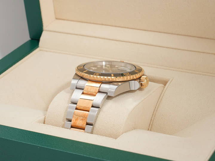 ロレックス サブマリーナー デイト Ref.116613LN ステンレススチール/イエローゴールド ブラック文字盤