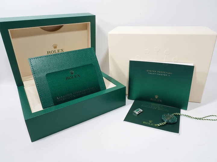 ロレックス ヨットマスターII Ref.116680 ステンレススチール ホワイト文字盤