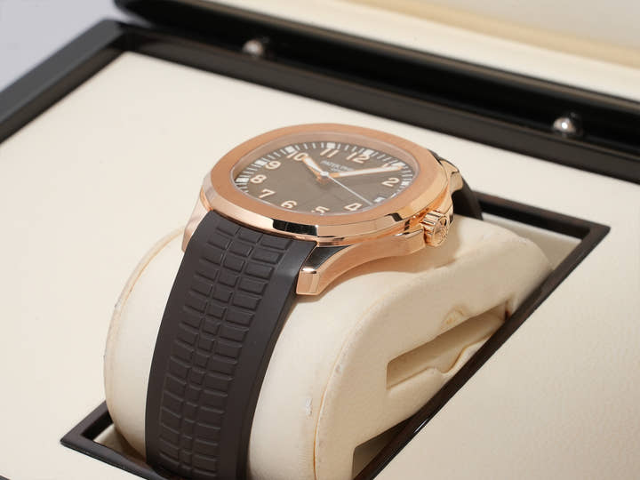 パテックフィリップ アクアノート Ref.5167R-001 ローズゴールド ブラウン文字盤