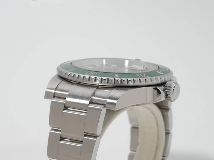 ロレックス サブマリーナー デイト Ref.116610LV ステンレススチール グリーン文字盤