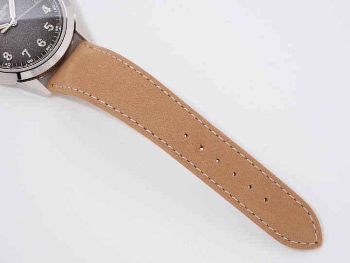 パテックフィリップ カラトラバ Ref.5226G-001 ホワイトゴールド ブラックグラデーションのテクスチャード ラック アントラサイト文字盤