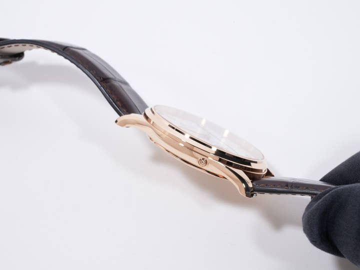 ジャガールクルト マスター ウルトラスリム ムーンフェイズ Ref.Q1362510 18KPG エッグシェルベージュ文字盤 美中古 curswbda