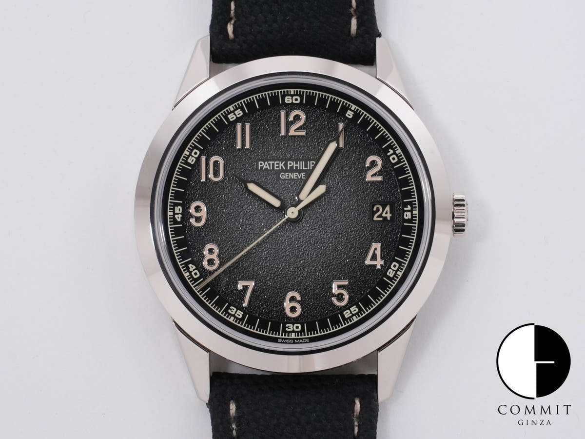 パテックフィリップ カラトラバ Ref.5226G-001 ホワイトゴールド ブラックグラデーションのテクスチャード ラック アントラサイト文字盤