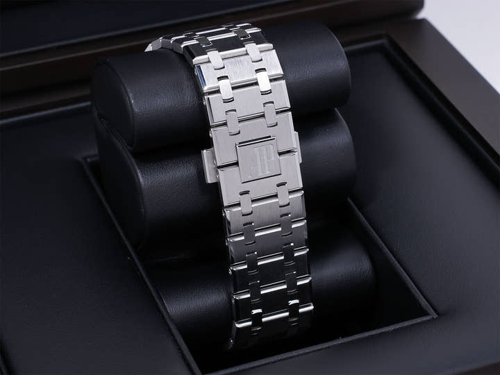 オーデマピゲ ロイヤルオーク Ref.15510ST.OO.1320ST.06 ステンレススチール ナイトブルー文字盤