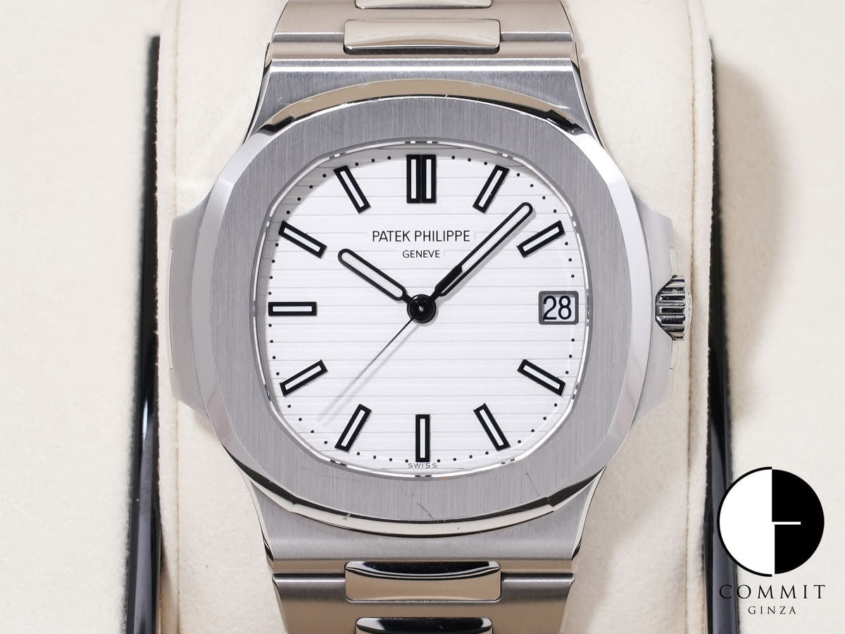 パテックフィリップ ノーチラス Ref.5711/1A-011 ステンレススチール ホワイト文字盤