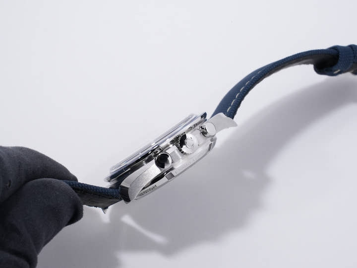 オメガ スピードマスター 記念モデル コーアクシャル マスター クロノメーター クロノグラフ 42MM Ref.310.32.42.50.02.001 SS シルバー文字盤 中古 jy9d2jcf