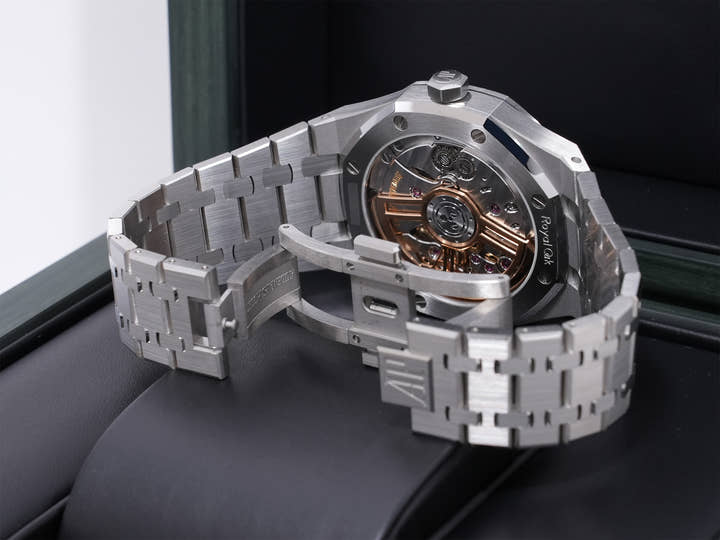 オーデマピゲ ロイヤルオーク Ref.15510ST.OO.1320ST.09 ステンレススチール カーキグリーン文字盤 未使用 sbnj5xyq