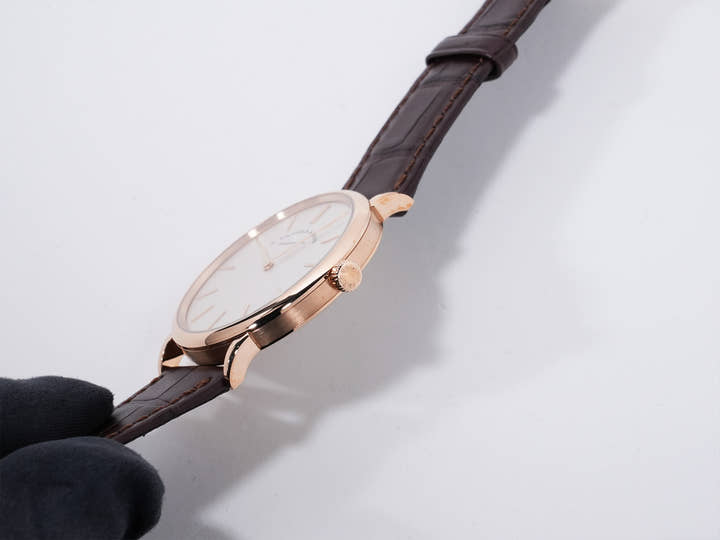 A.ランゲ&ゾーネ サクソニア フラッハ Ref.201.033 18KPG シルバー文字盤 未使用 gdqrs4m4